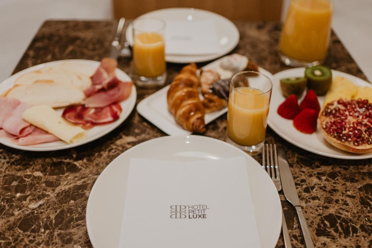 Hotel Petit Luxe Терраса Экстерьер фото