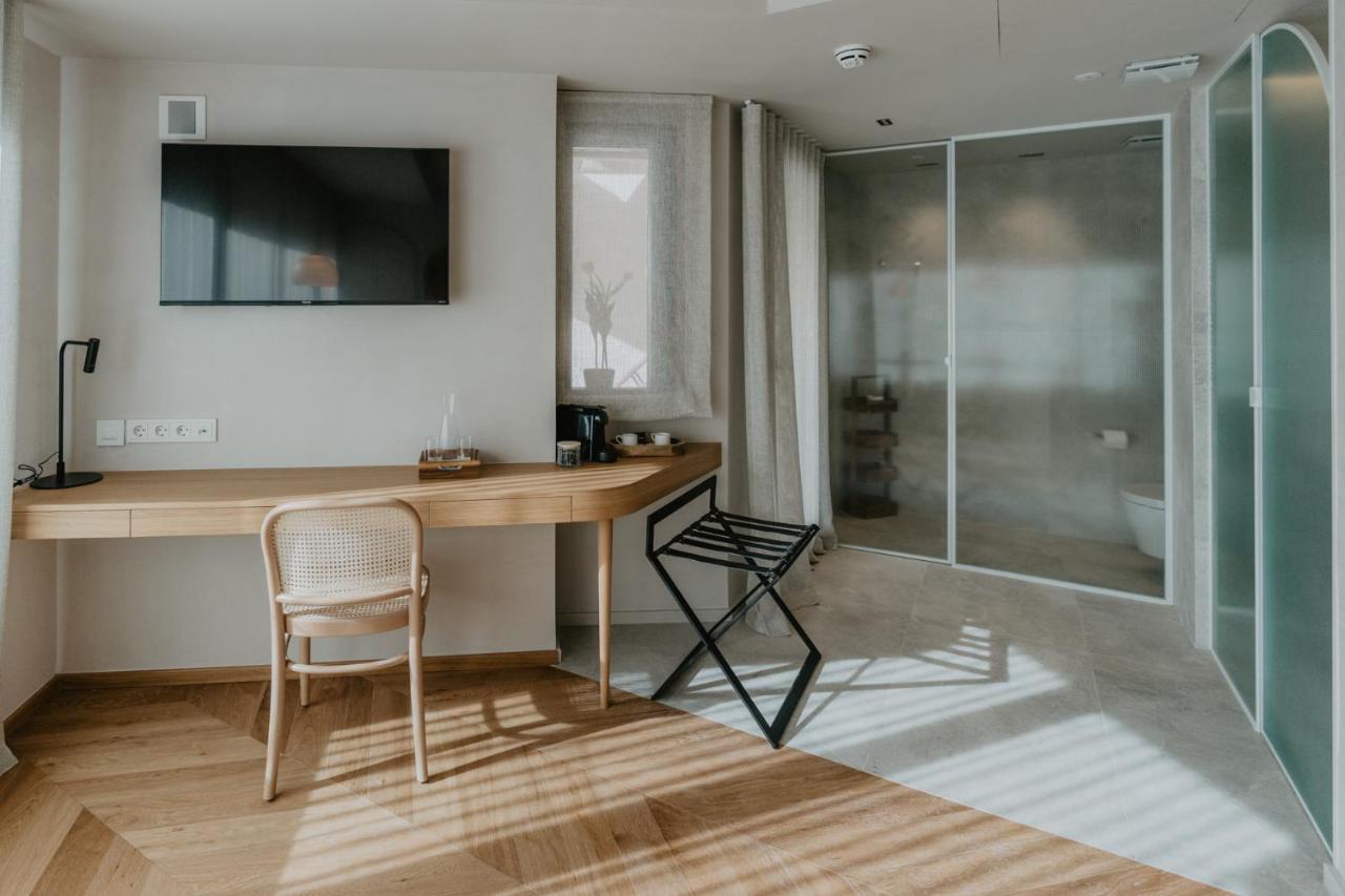 Hotel Petit Luxe Терраса Экстерьер фото