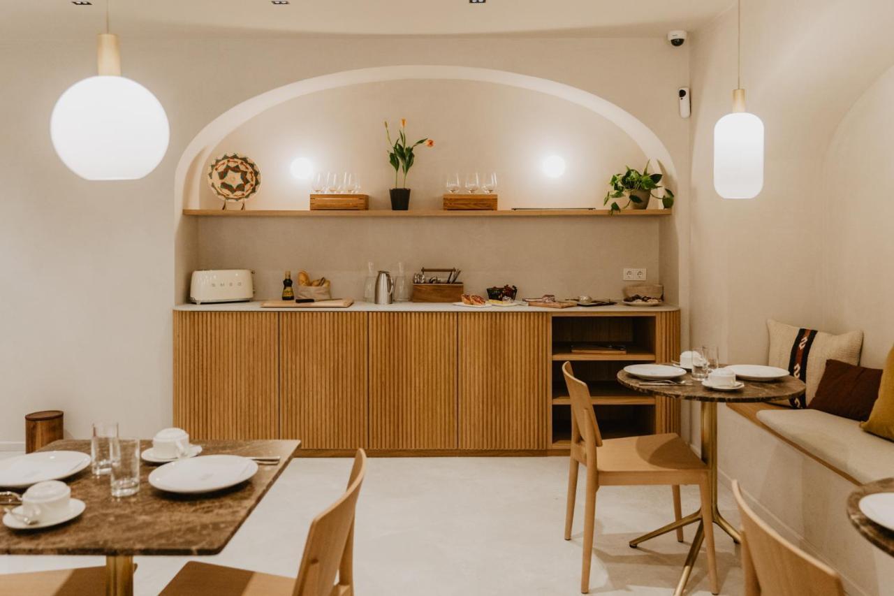 Hotel Petit Luxe Терраса Экстерьер фото