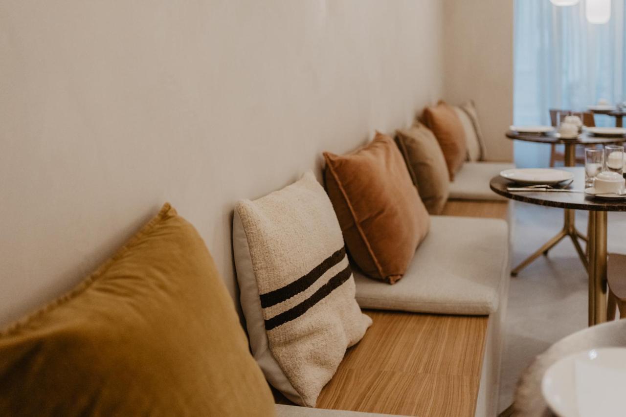 Hotel Petit Luxe Терраса Экстерьер фото