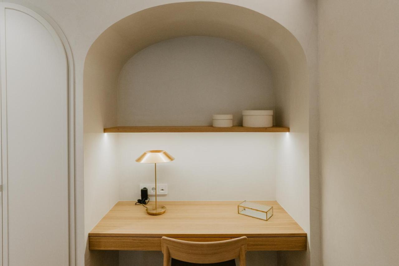 Hotel Petit Luxe Терраса Экстерьер фото